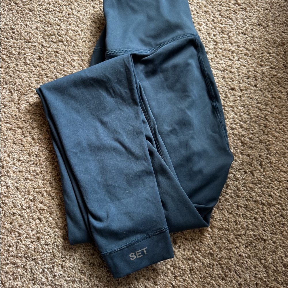 SET Active Navy Blue High-Rise Leggings